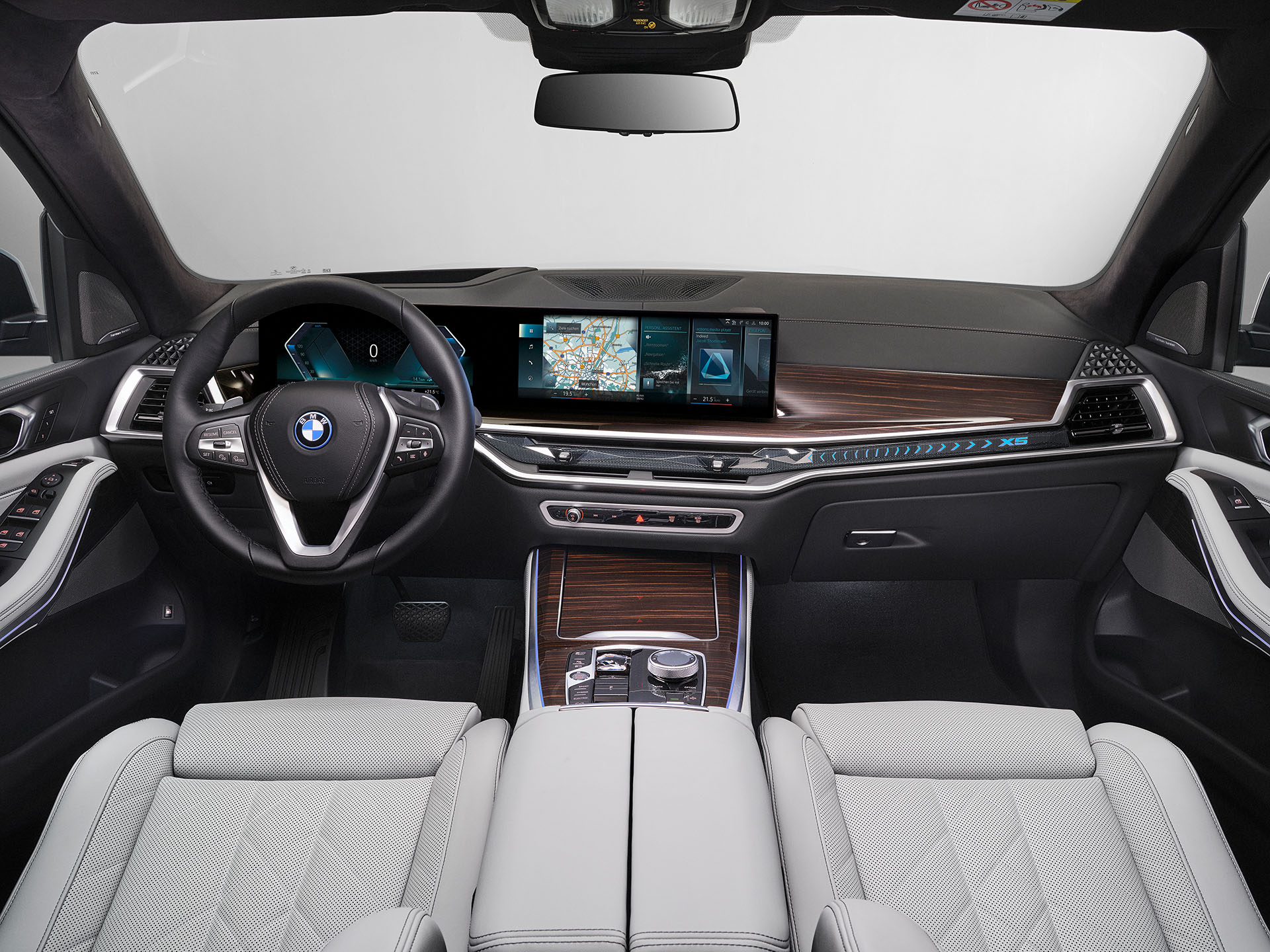 Новий BMW X5 салон
