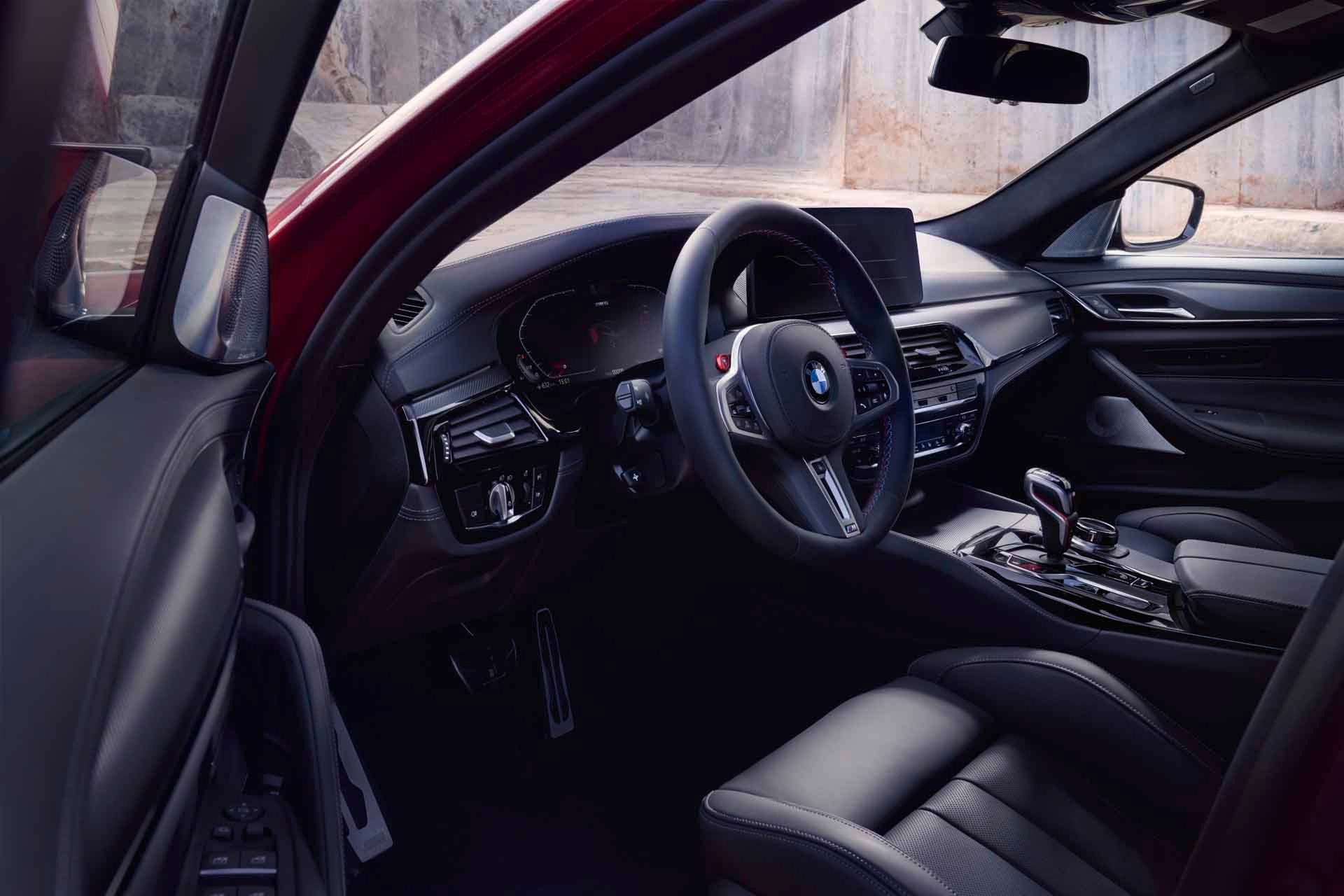 Информационно-развлекательная система BMW iDrive 7 BMW M5 Competition
