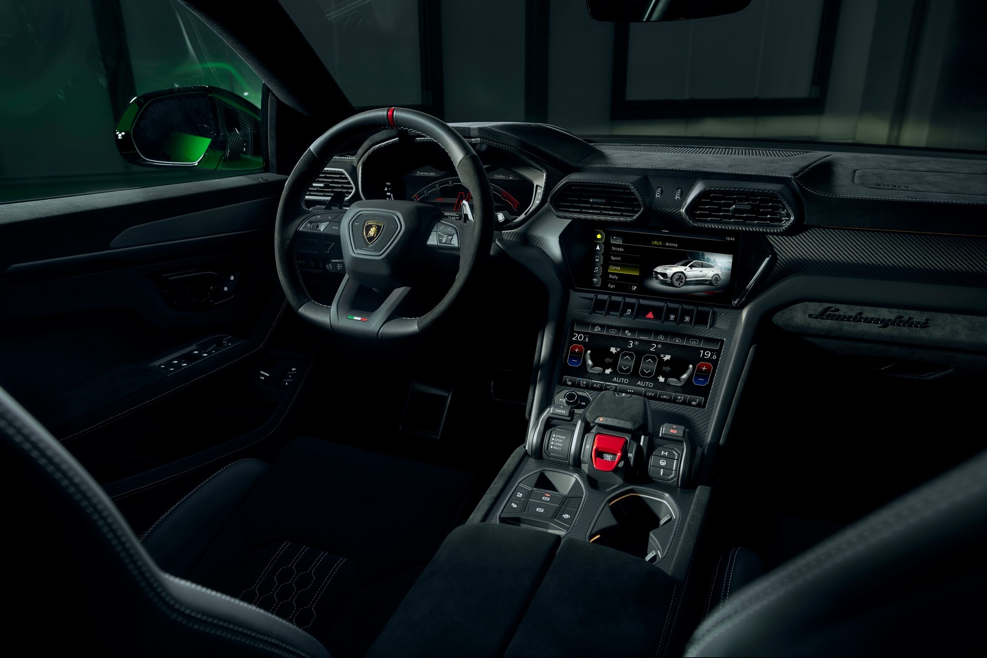 Новий Lamborghini Urus Performante Салон