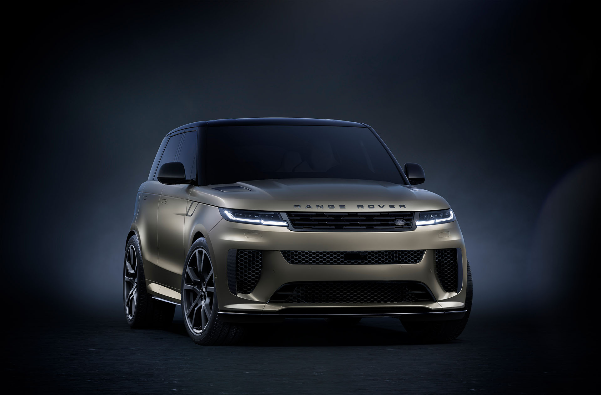 Новый Range Rover Sport SV